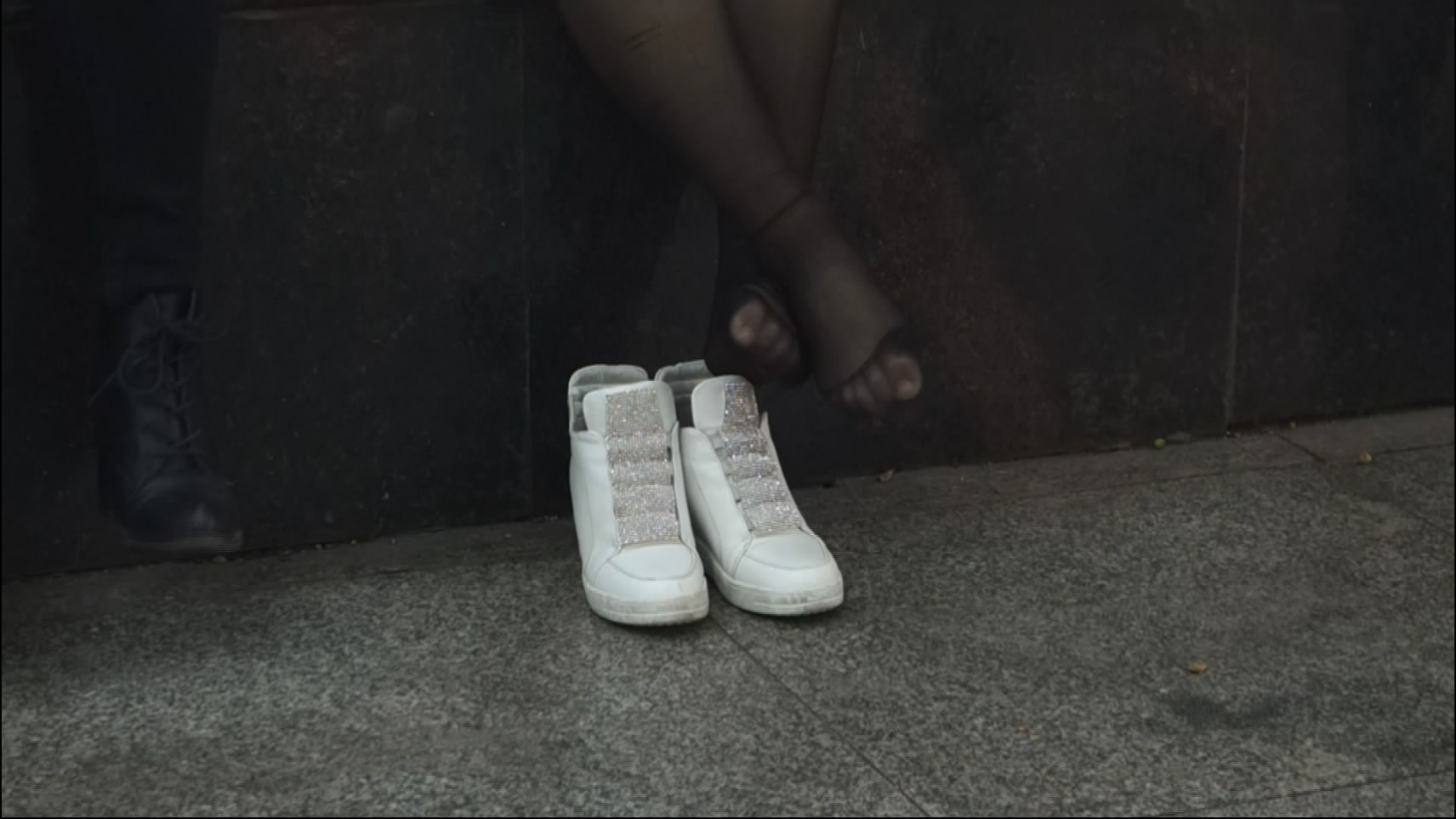 streetsnapnylon[00 00 34][20181203 234125 4]